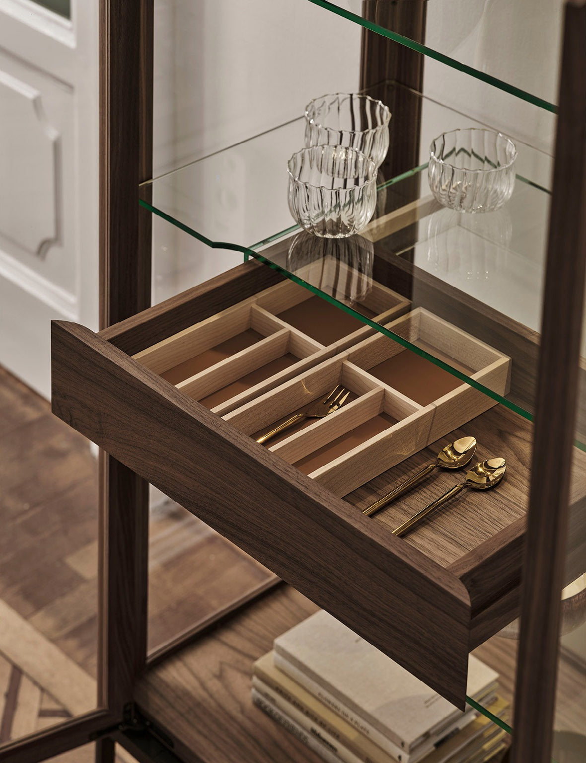 Porada Atsuko Display Cabinet