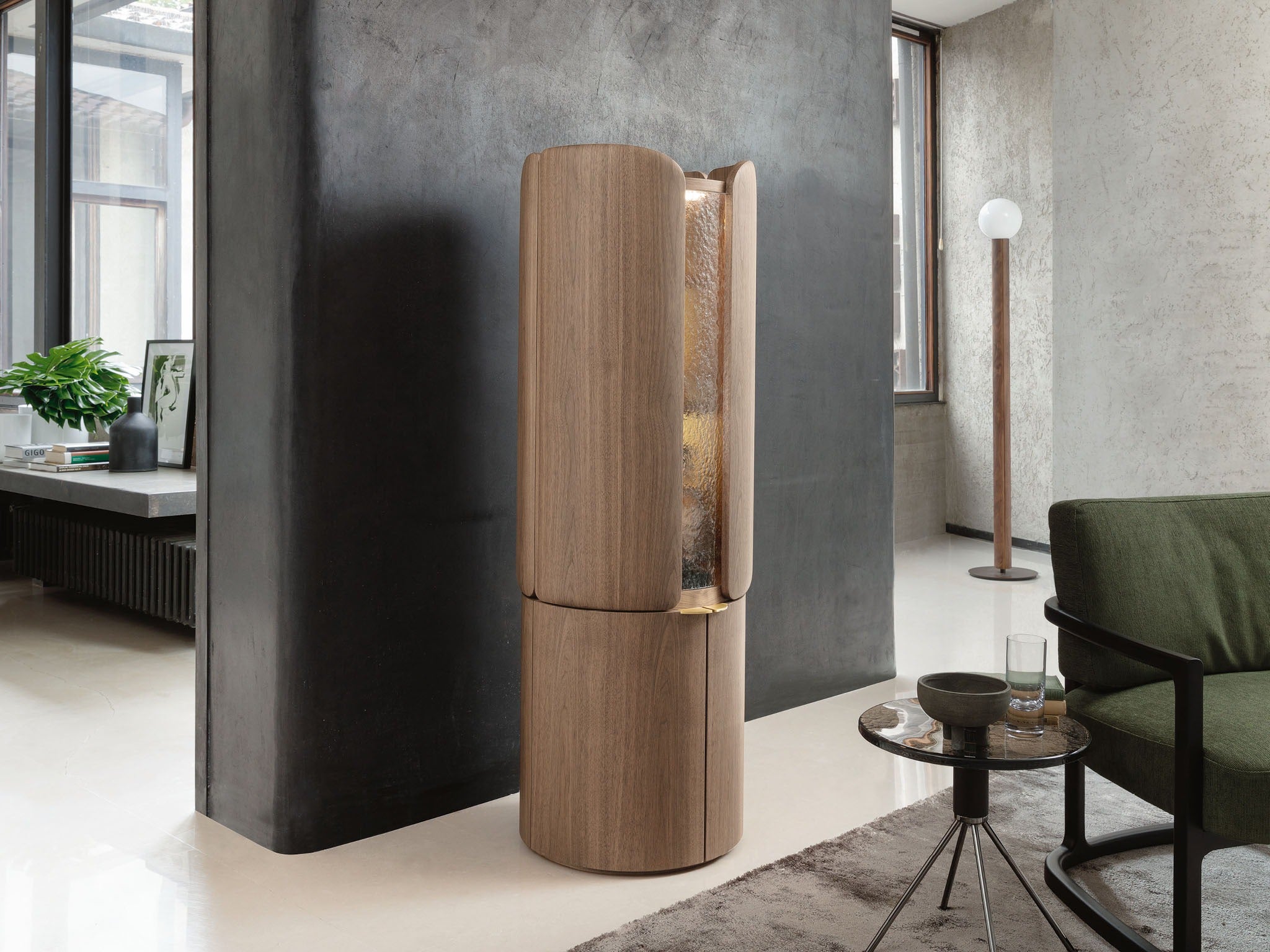 Porada Mary Modern Bar Cabinet