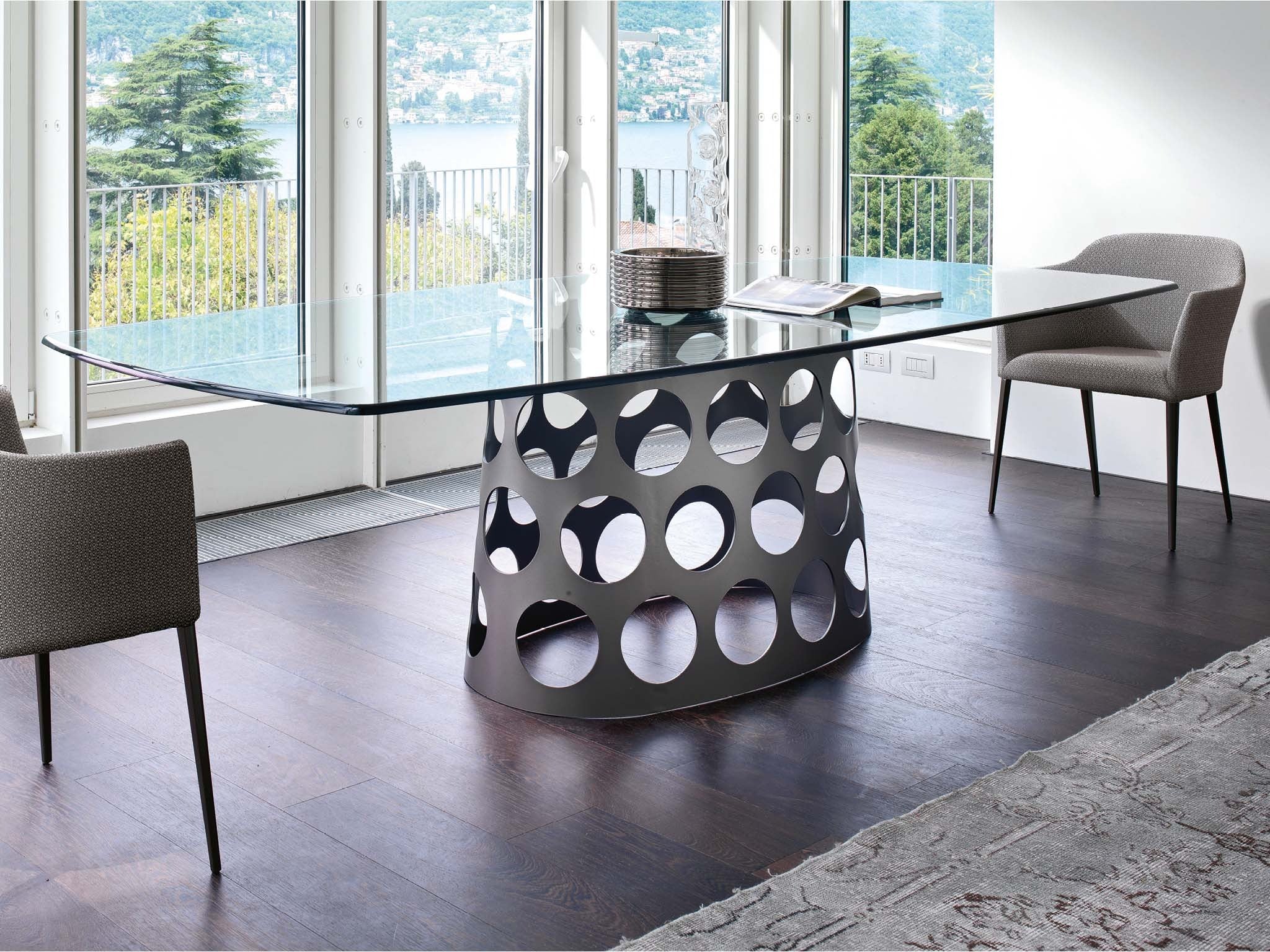 Porada Jean Round & Barrel Shaped Marble Dining Table