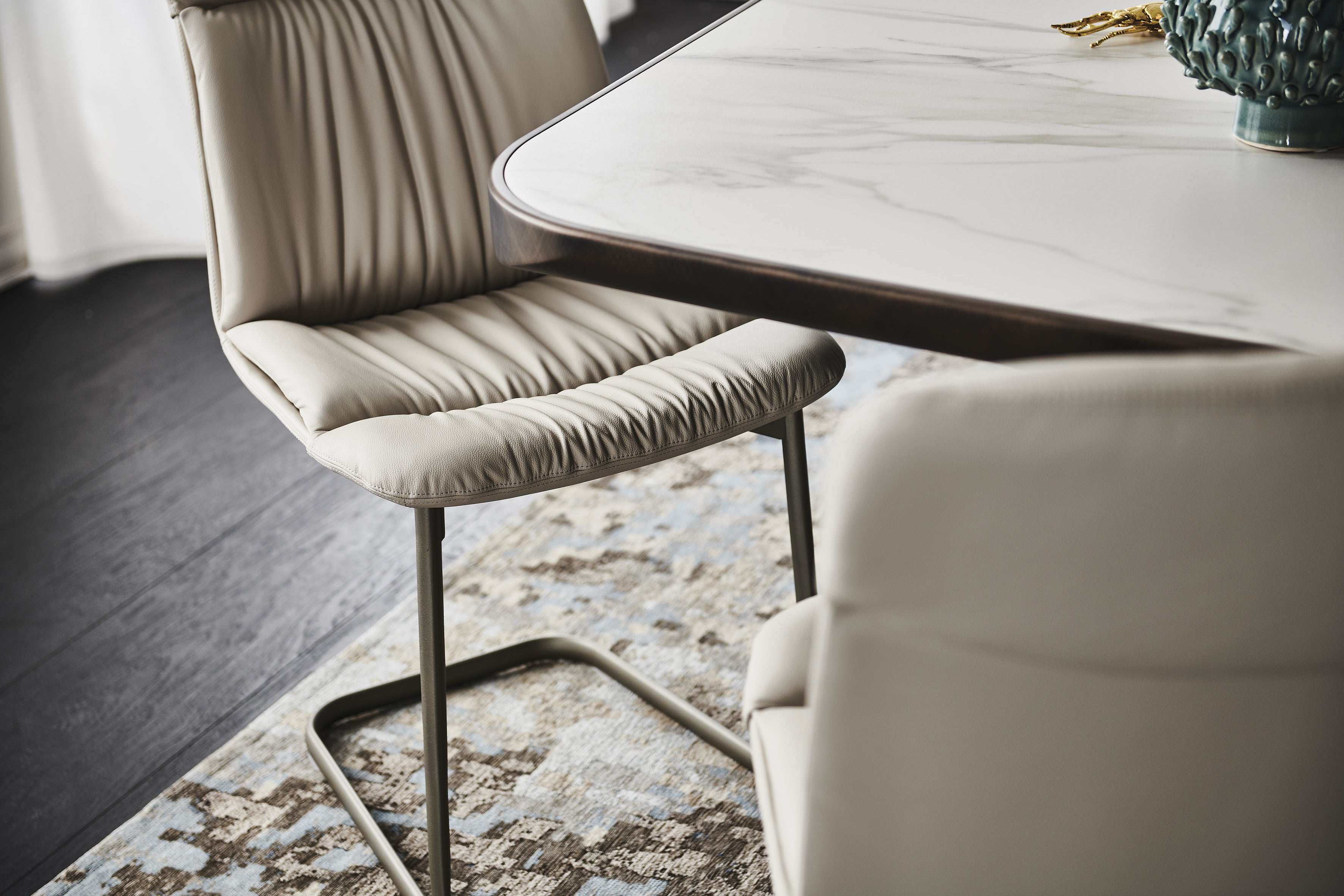 Cattelan Italia Kelly Cantilever Chair With Cantilever Frame