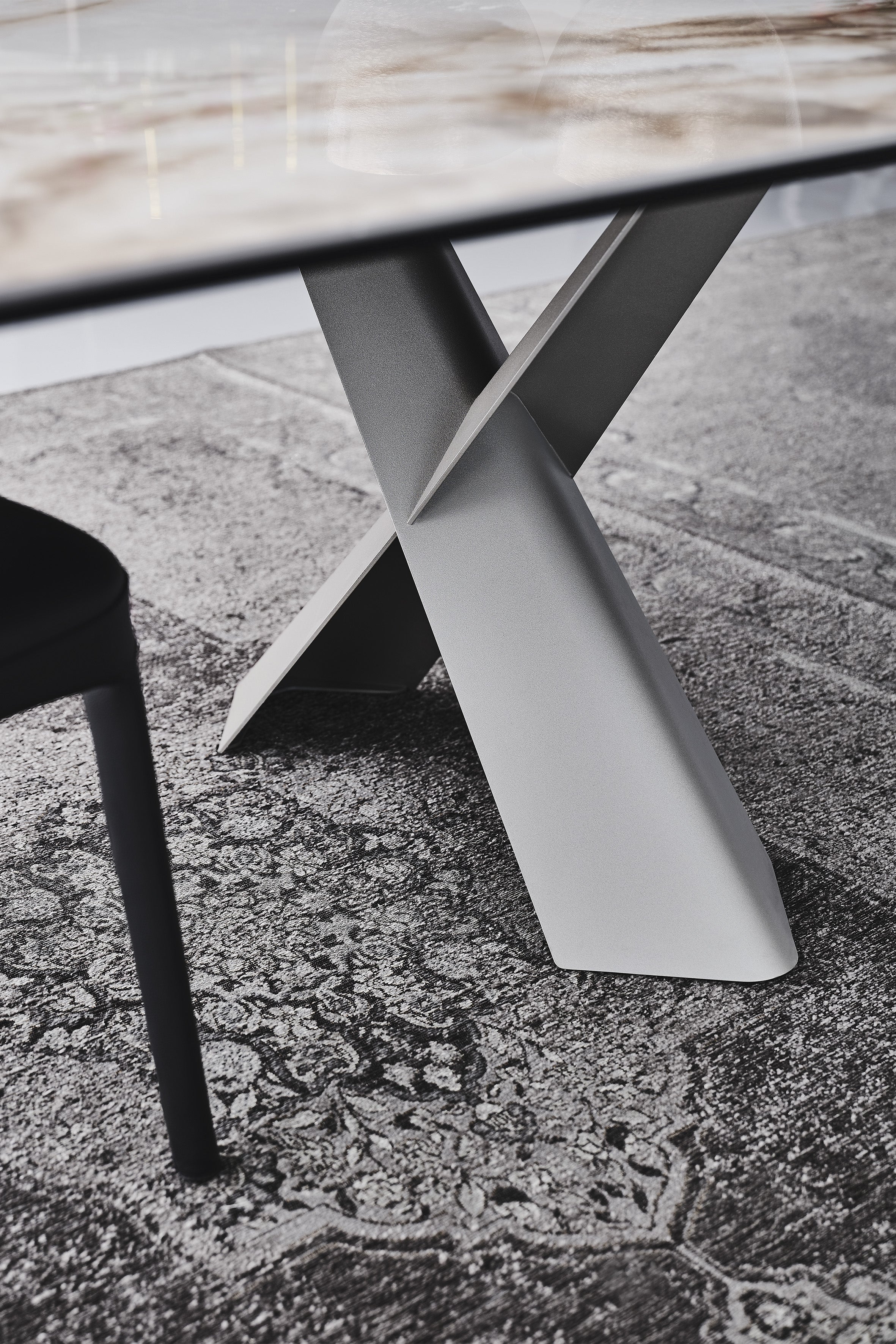 Cattelan Italia Mad Max Crystalart Table With Steel Base