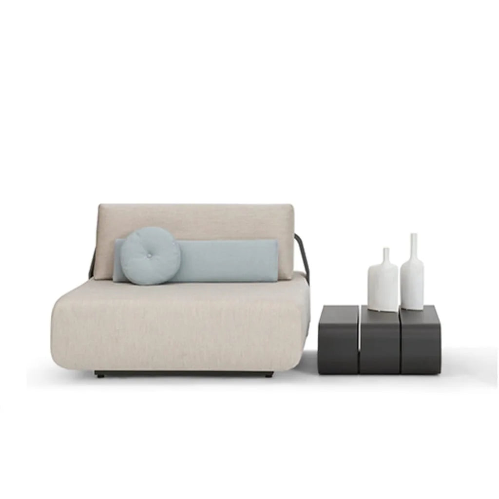 Manutti Kumo Lounge Chair