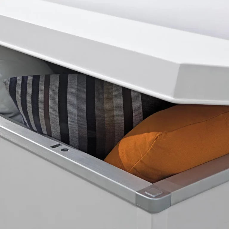 Manutti Fuse Cushion Box