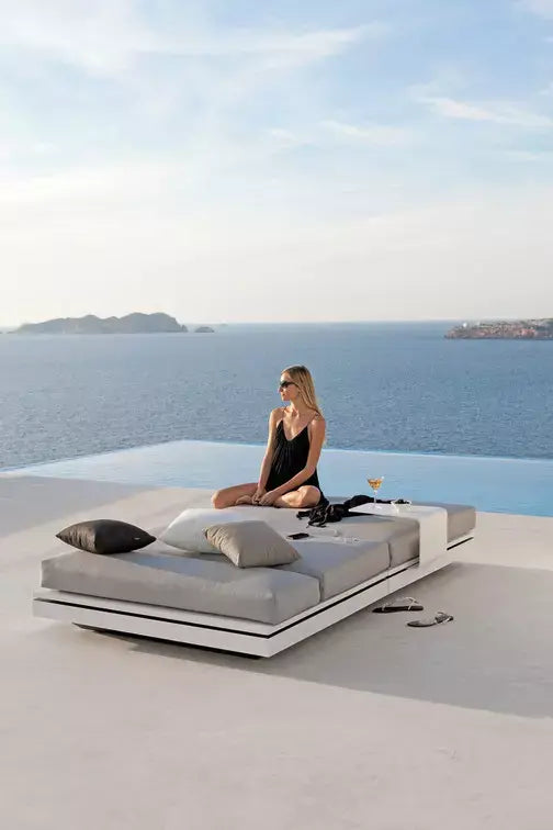 Manutti Elements Daybed