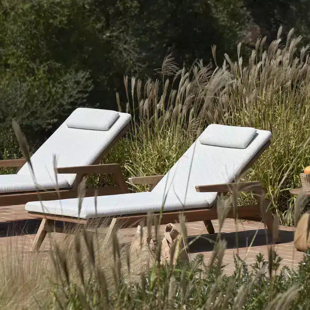 Manutti Sunrise Sun Lounger With Armrest