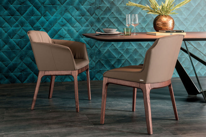 Cattelan Italia Skorpio Wood Barrel-Shaped Dining Table – Fast Delivery