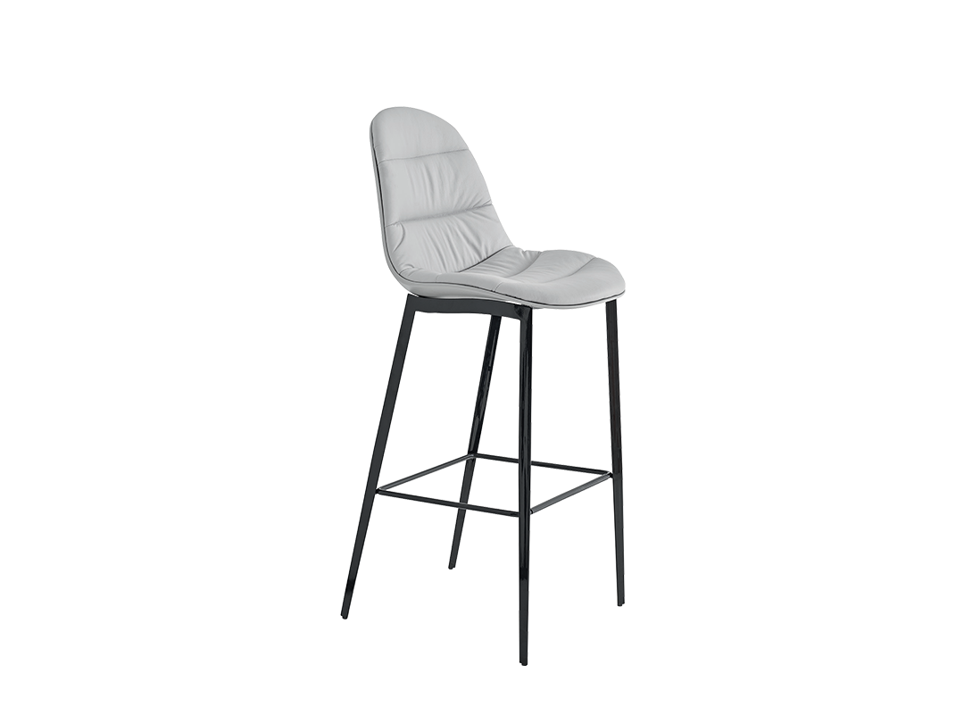 Mood Footstool Lined Low barstool with lacquered metal frame round section and shell in polypropylene