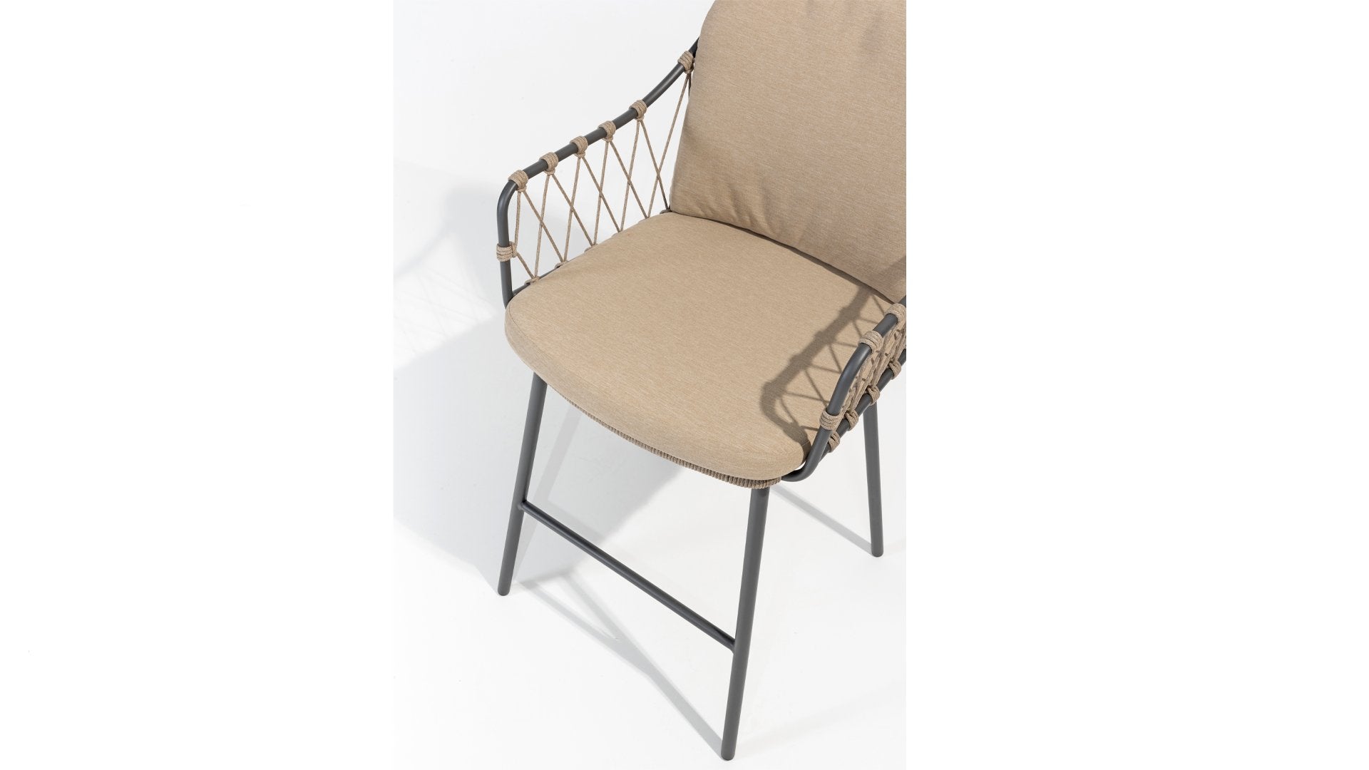 4 Seasons Outdoor Taverne And Prego 6 Seat Bar Set