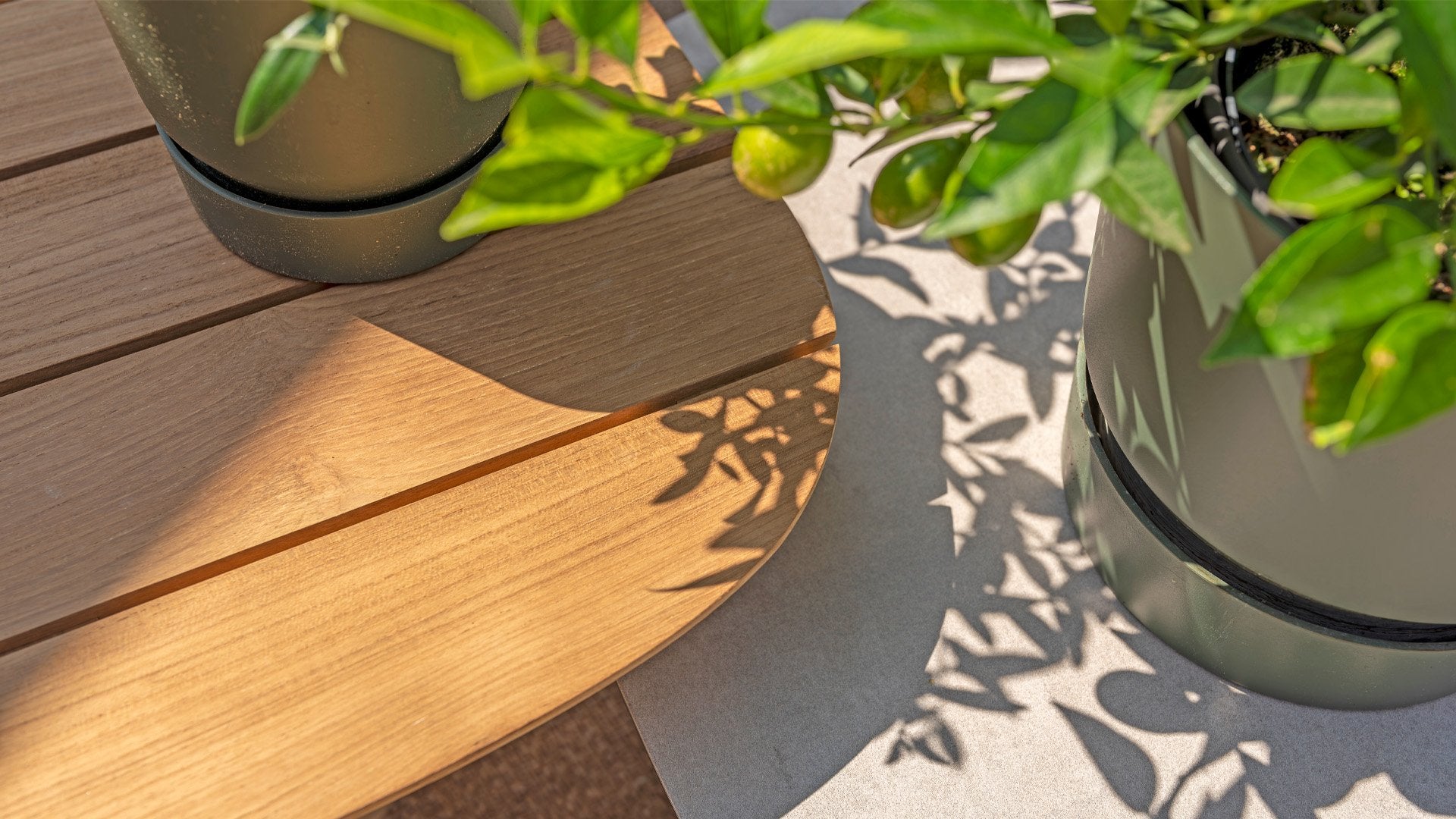 4 Seasons Outdoor Olivia Lounge with Yoga Coffee Table