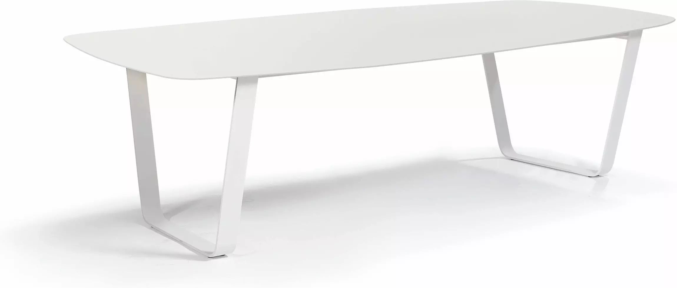 Manutti Air Organic Dining Table with 310 cm Width, 135 cm Depth & 73 cm Height